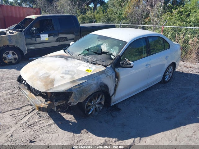 3VWD07AJ8EM305667 Volkswagen Jetta 1.8t Se