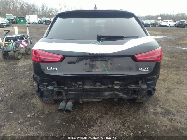 WA1GCCFS6HR005530 Audi Q3 2.0t Premium