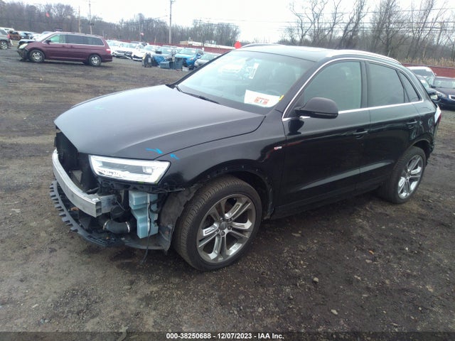 WA1GCCFS6HR005530 Audi Q3 2.0t Premium