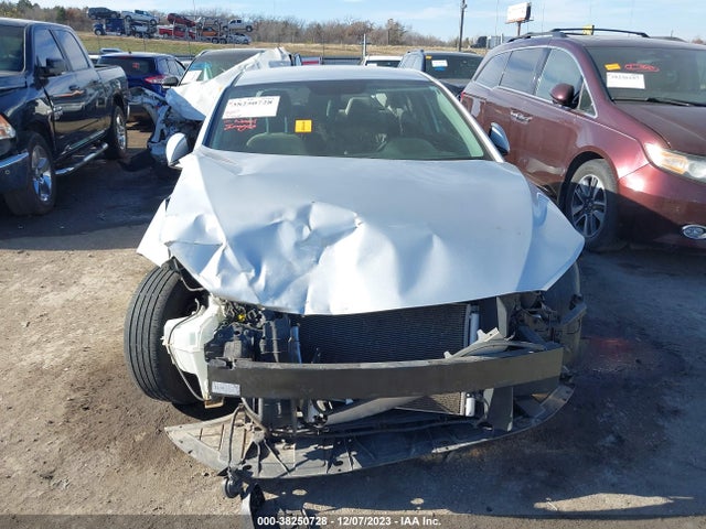 2018 HYUNDAI ELANTRA SE VIN: 5NPD74LFXJH283970