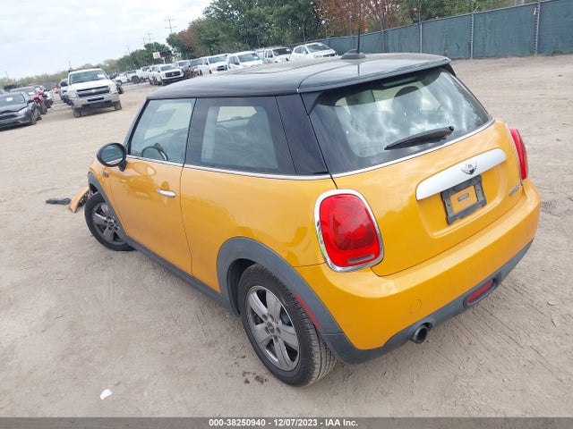 2015 MINI HARDTOP WMWXM5C59F3A56601 Photo 2