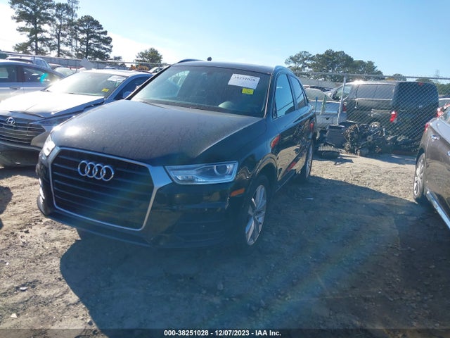 WA1BCCFS3HR017029 Audi Q3 2.0t Premium