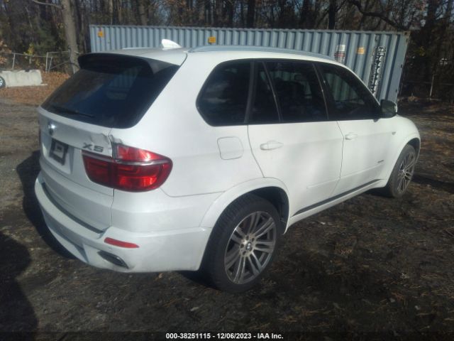 2012 BMW X5 5UXZV8C51CL422522 Photo 3