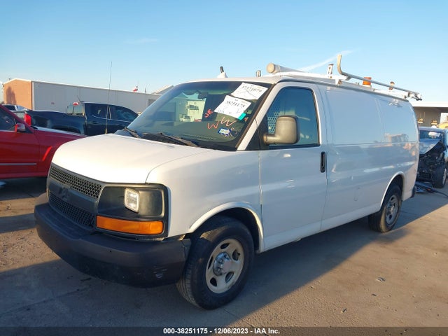 2003 CHEVROLET EXPRESS CARGO VAN VIN: 1GCFG15X531114236