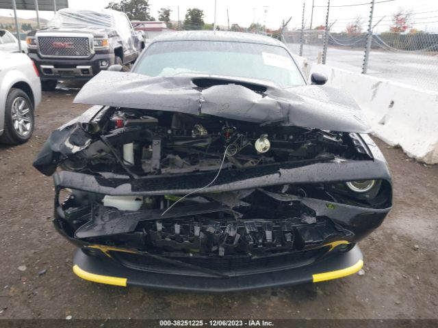 2C3CDZJGXNH155728 Dodge Challenger Gt