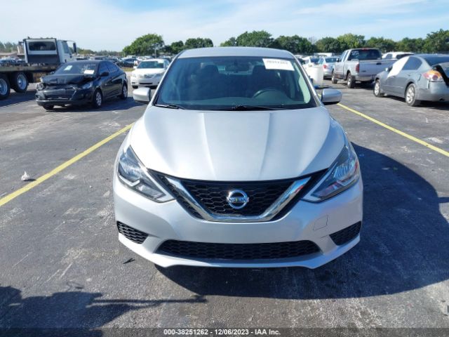 3N1AB7AP2KY385835 Nissan SENTRA SV