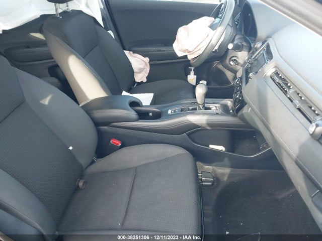 2019 HONDA HR-V LX VIN: 3CZRU6H30KG727273
