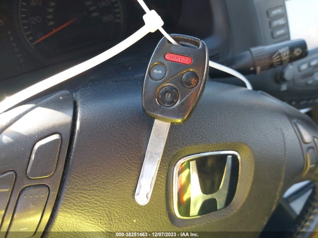 2004 HONDA ACCORD SDN EX VIN: 1HGCM66804A035172