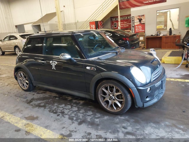 2006 MINI COOPER S WMWRE33546TJ36394 Photo 0