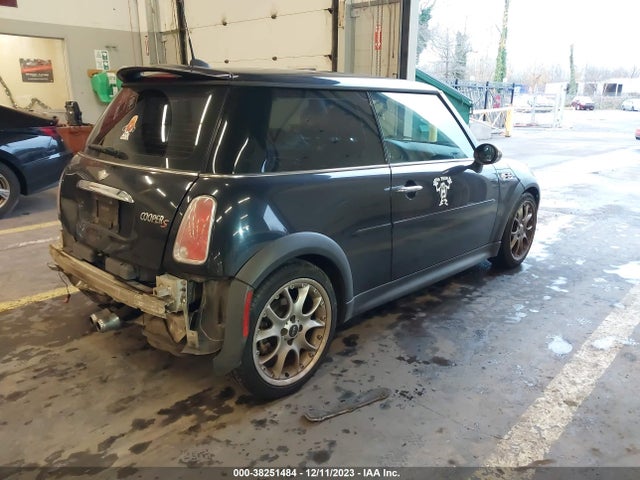 2006 MINI COOPER S WMWRE33546TJ36394 Photo 3