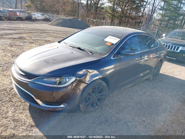 Chrysler 200 Limited 2015 1C3CCCAB4FN579175 Image 2