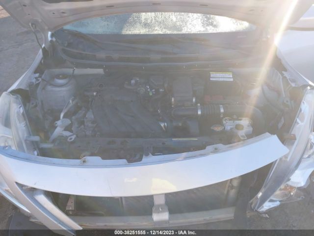 3N1CN7AP3JL884137 Nissan Versa 1.6 Sv