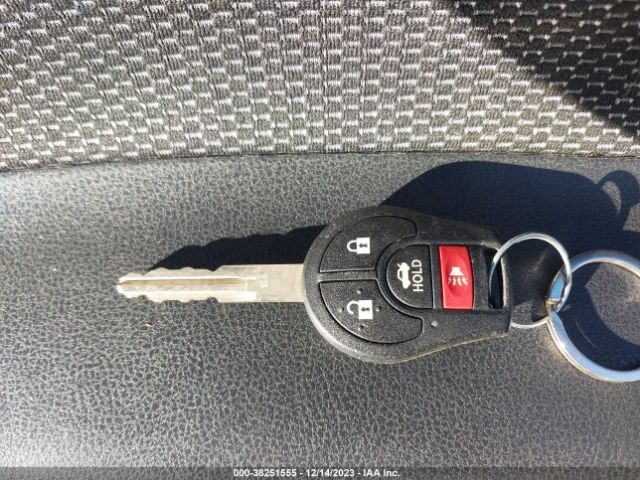 3N1CN7AP3JL884137 Nissan Versa 1.6 Sv
