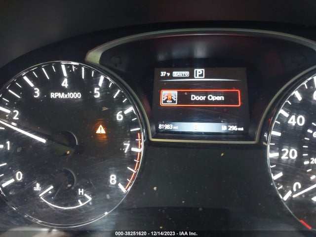 2018 NISSAN PATHFINDER S VIN: 5N1DR2MM1JC638611