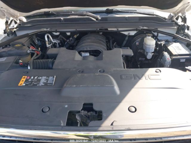1GKS2FEC0JR385151 GMC Yukon Xl Sle