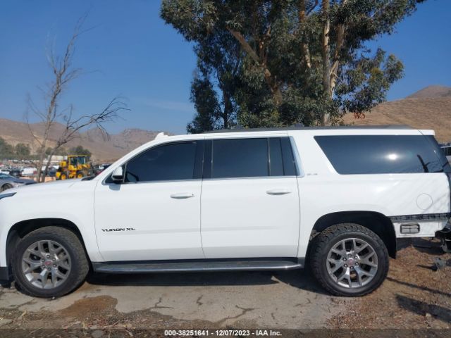 1GKS2FEC0JR385151 GMC Yukon Xl Sle