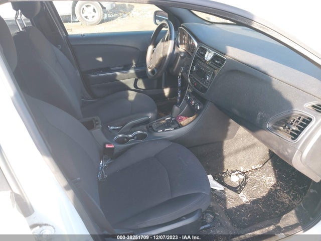 2012 CHRYSLER 200 LX VIN: 1C3CCBAB9CN317660
