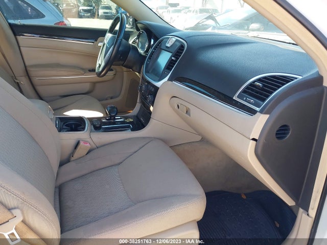 Aukcja sprzedaży 2012 Chrysler 300, vin: 2C3CCAAG1CH246145, numer aukcji: 38251763