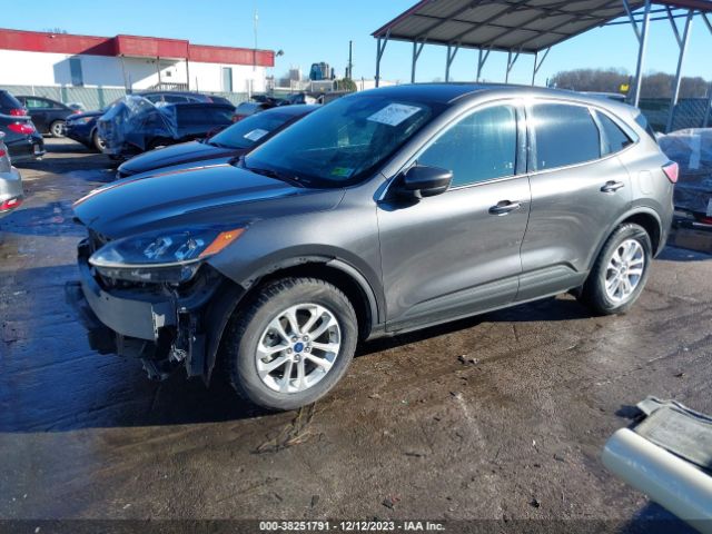1FMCU9G69LUA72503 Ford ESCAPE SE
