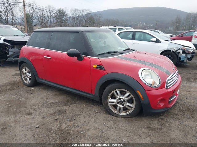 2011 MINI COOPER WMWSU3C52BT252806 Photo 0
