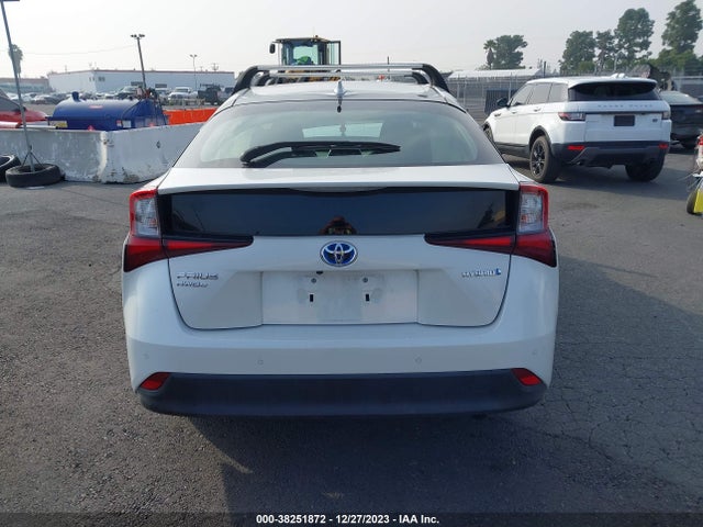Toyota Prius Le 2019 JTDL9RFU4K3006094 Image 16