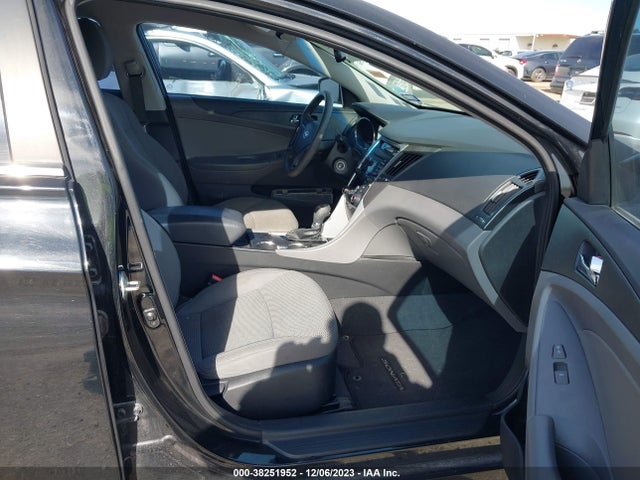 2012 HYUNDAI SONATA GLS VIN: 5NPEB4AC8CH498987