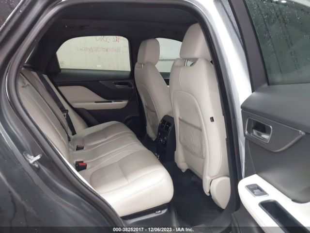 SADCP2BV8HA047316 Jaguar F-pace First Edition