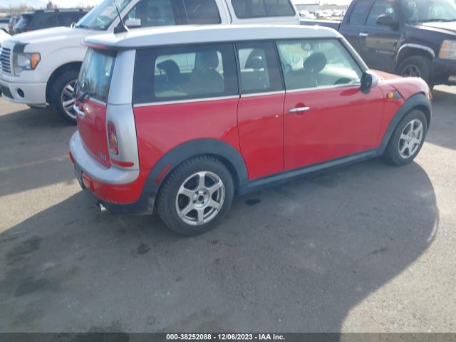 2008 MINI COOPER CLUBMAN WMWML33568TJ47O61 Photo 3