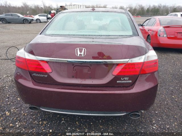 1HGCR3F95FA011610 Honda Accord Touring