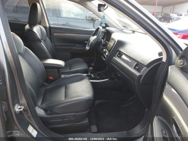 2020 MITSUBISHI OUTLANDER JA4AD3A34LJ001583 Photo 4