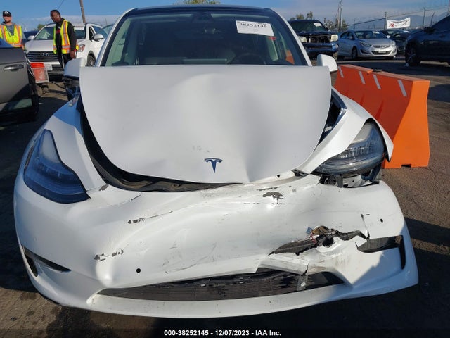 7SAYGDEE3NF370168 Tesla Model Y Long Range Dual Motor All-wheel Drive