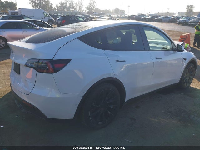 7SAYGDEE3NF370168 Tesla Model Y Long Range Dual Motor All-wheel Drive