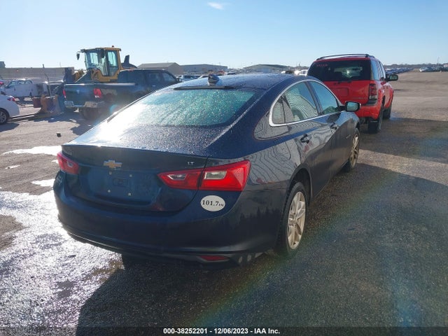 Chevrolet MALIBU LT 2017 1G1ZE5ST1HF120436 Image 4