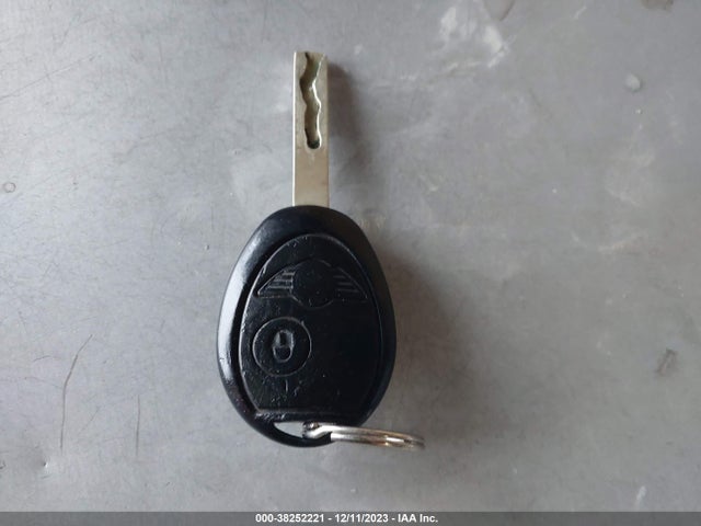 2004 MINI COOPER WMWRC33424TJ63300 Photo 10