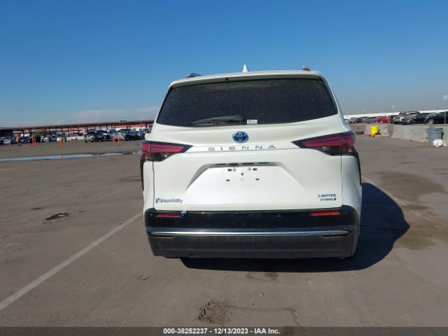 5TDZRKEC1MS061257 Toyota Sienna Limited