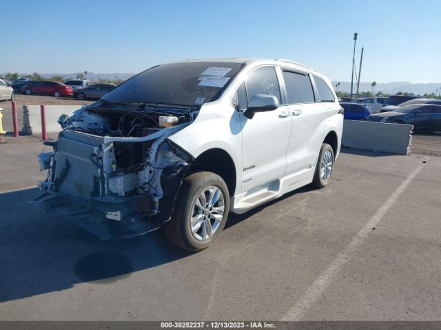 5TDZRKEC1MS061257 Toyota Sienna Limited