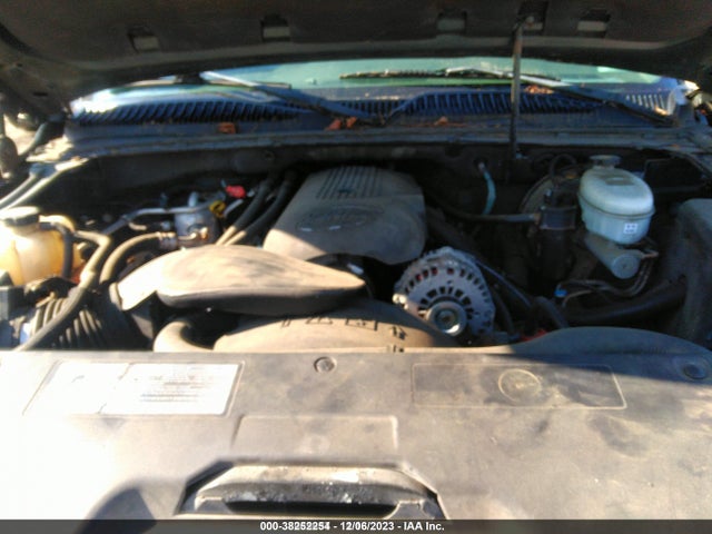 2003 CHEVROLET SUBURBAN 1500 3GNFK16T23G143731 Photo 9