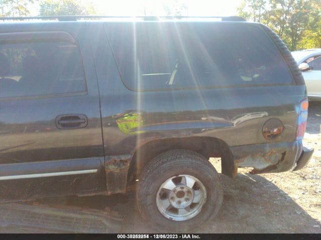 2003 CHEVROLET SUBURBAN 1500 3GNFK16T23G143731 Photo 5