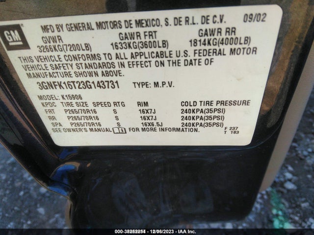 2003 CHEVROLET SUBURBAN 1500 3GNFK16T23G143731 Photo 8