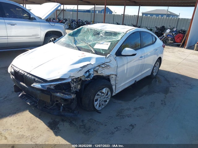 Hyundai ELANTRA SE 2019 5NPD74LF8KH424777 Image 2