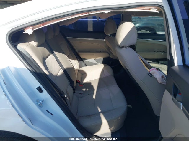 Hyundai ELANTRA SE 2019 5NPD74LF8KH424777 Image 8