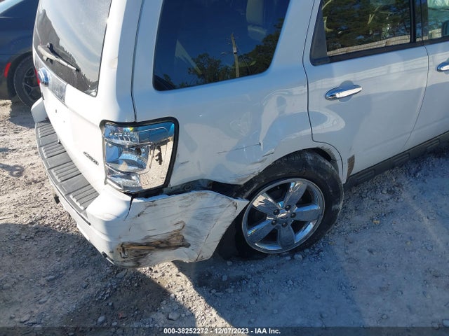 2008 FORD ESCAPE LIMITED VIN: 1FMCU94198KA77874