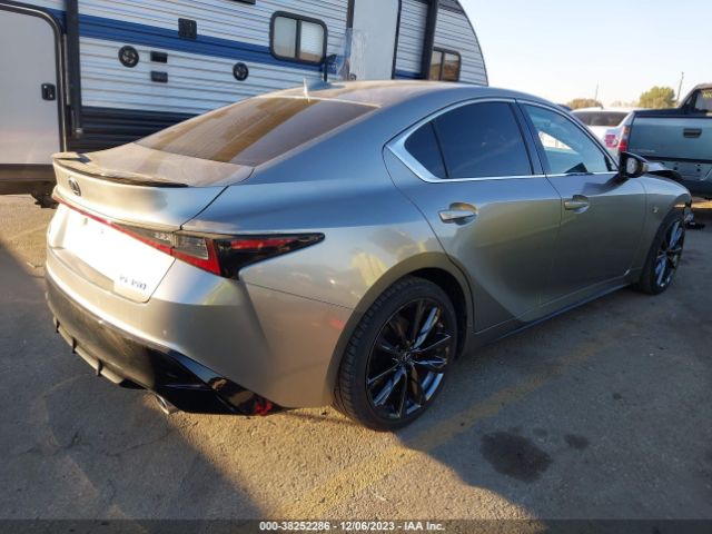 2021 LEXUS IS JTHGZ1B28M5038673 Photo 3