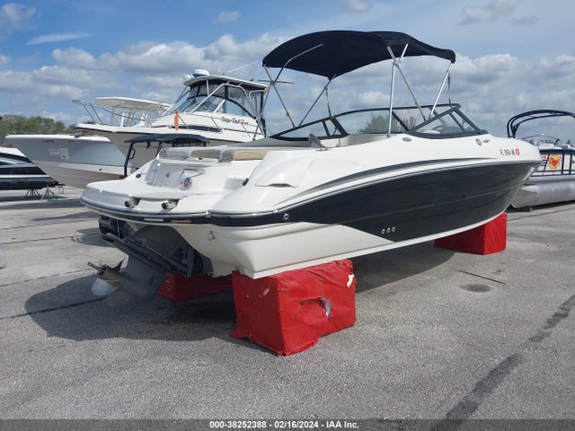 Продажа на аукционе авто 2015 Stingray 23, vin: PNYUSCBLK415, номер лота: 38252388