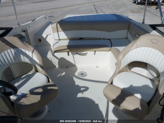 Продажа на аукционе авто 2015 Stingray 23, vin: PNYUSCBLK415, номер лота: 38252388