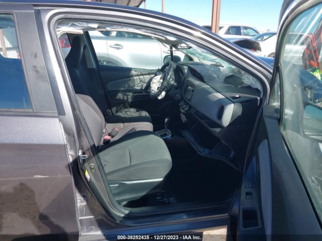 VNKKTUD36HA077948 Toyota YARIS L