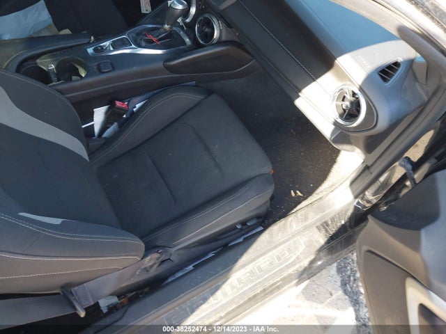Chevrolet Camaro 1lt 2017 1G1FB1RXXH0169943 Image 5