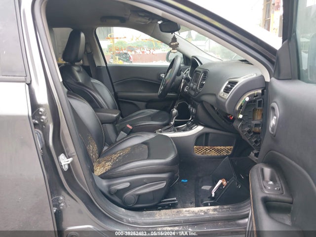 Jeep Compass Latitude 4x4 2018 3C4NJDBB7JT252826 Image 5