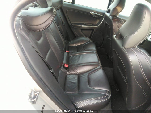 2014 VOLVO S60 T5/T5 PLATINUM/T5 PREMIER/T5 PREMIER PLUS VIN: YV1612FS3E2270826
