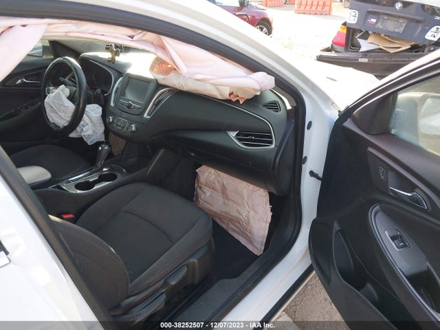 Chevrolet Malibu 1fl 2017 1G1ZC5ST0HF263755 Image 5